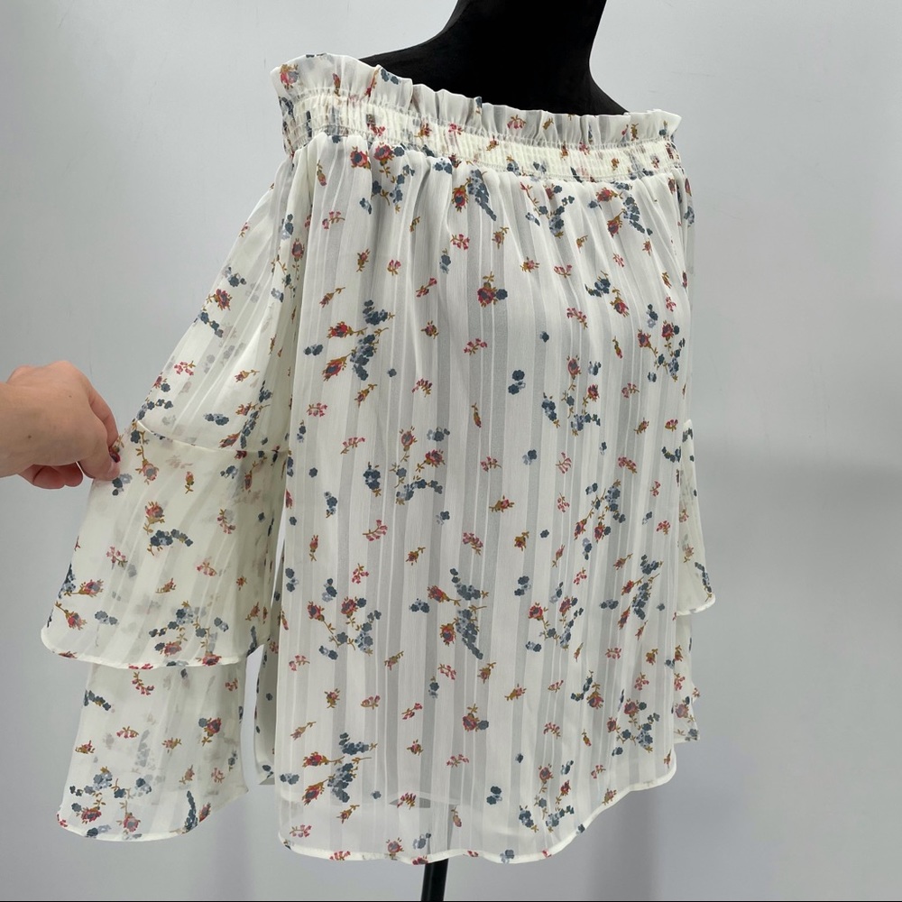 NEW! Wayf Ivory Off the Shoulder & Tiered Sleeve Blouse